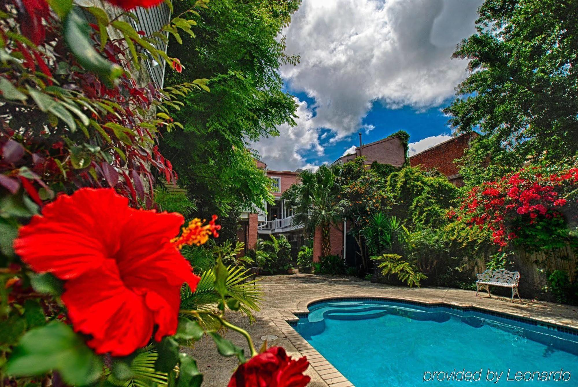 Hotel Lamothe House A French Quarter 4*